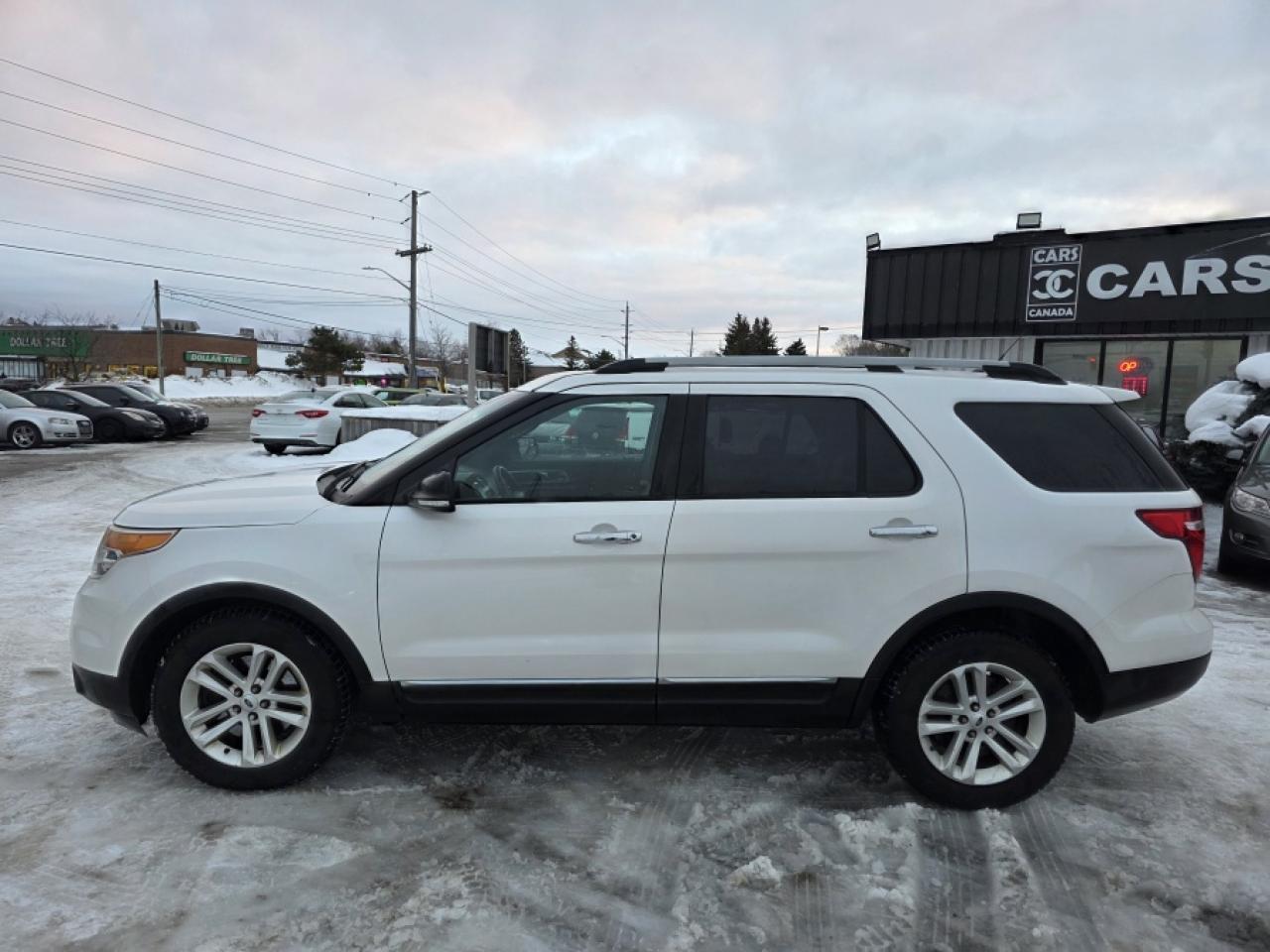 2014 Ford Explorer **CERTIFIED** XLT | CLEAN CARFAX Photo2