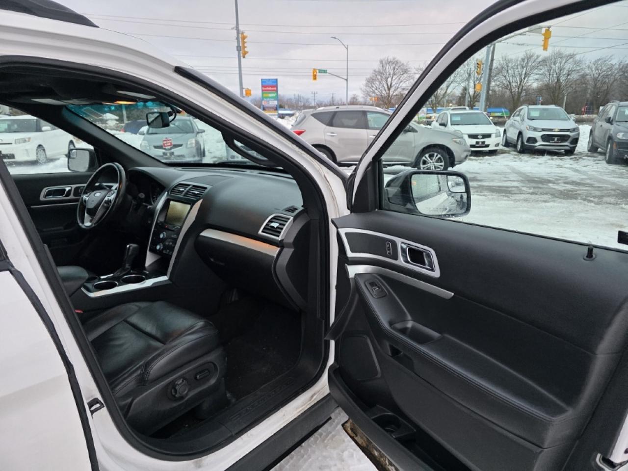 2014 Ford Explorer **CERTIFIED** XLT | CLEAN CARFAX Photo