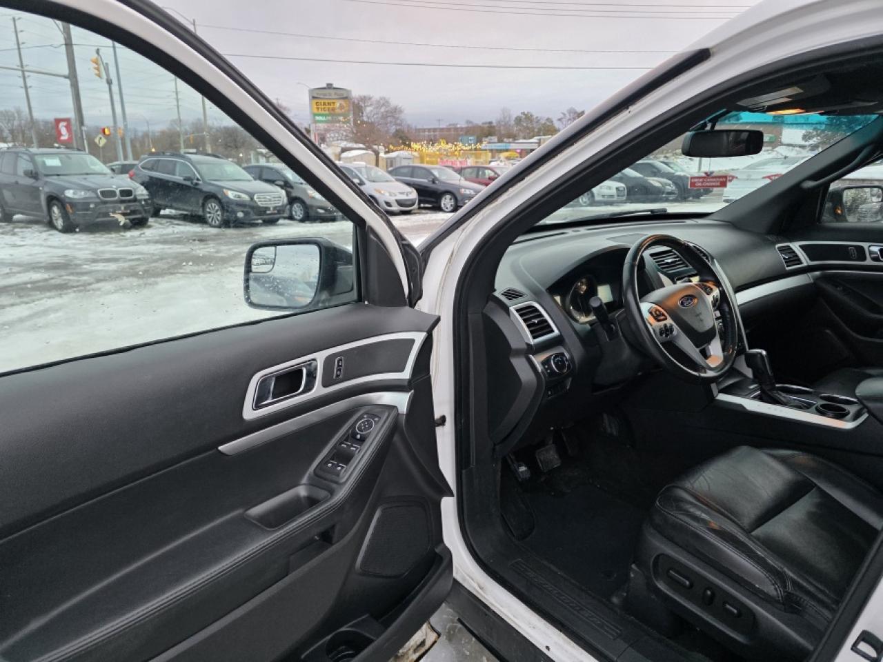 2014 Ford Explorer **CERTIFIED** XLT | CLEAN CARFAX Photo