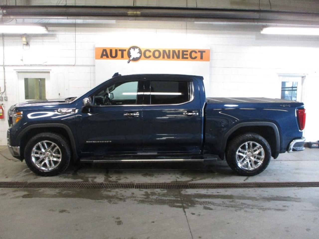 2020 GMC Sierra 1500 SLT  4X4 Photo