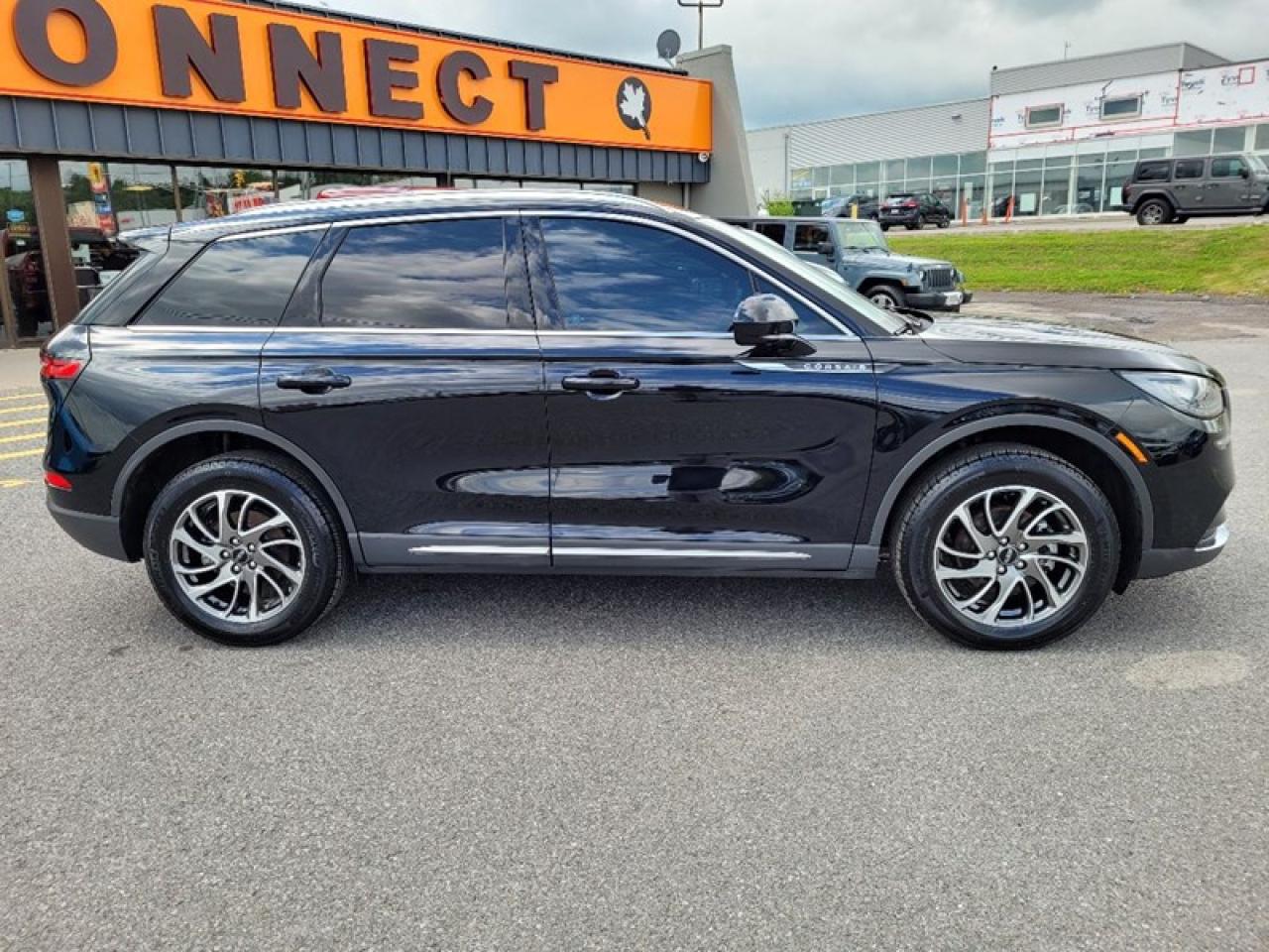 2022 Lincoln Corsair AWD Photo4