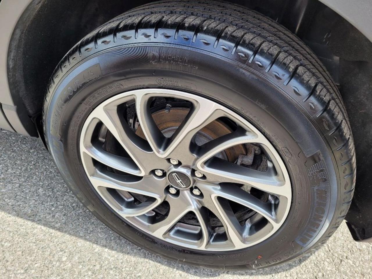 2022 Lincoln Corsair AWD Photo