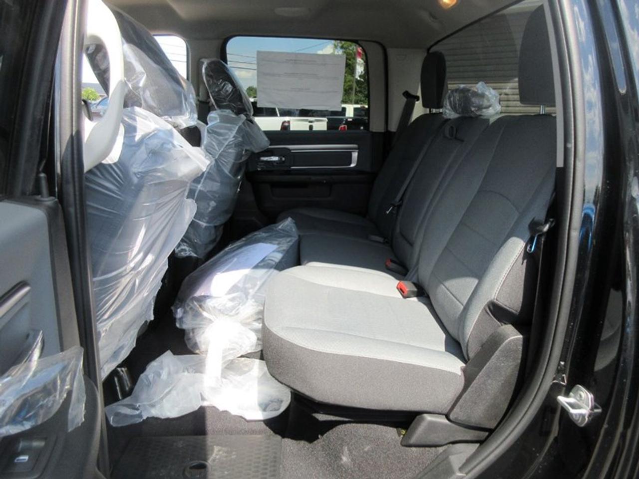 2022 RAM 1500 Classic SLT  Crew Cab Photo