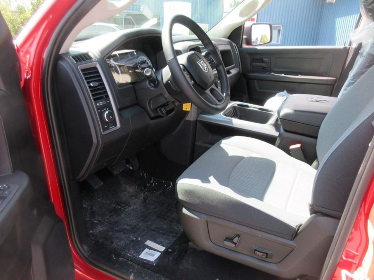 2022 RAM 1500 Classic Express QUAD CAB Photo