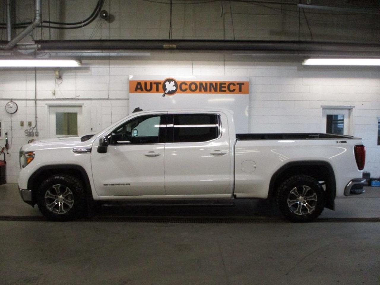 2021 GMC Sierra 1500 SLE CREW CAB Photo