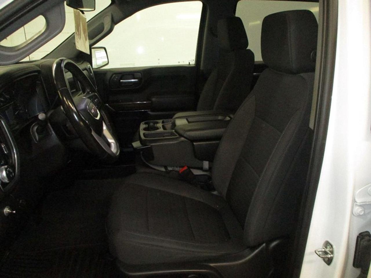 2021 GMC Sierra 1500 SLE CREW CAB Photo4