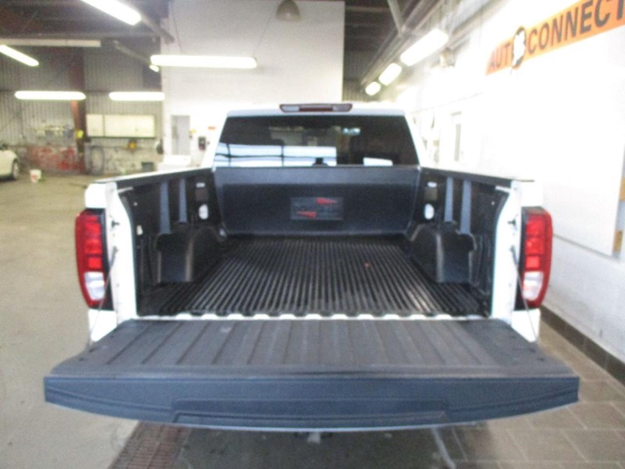 2021 GMC Sierra 1500 SLE CREW CAB Photo