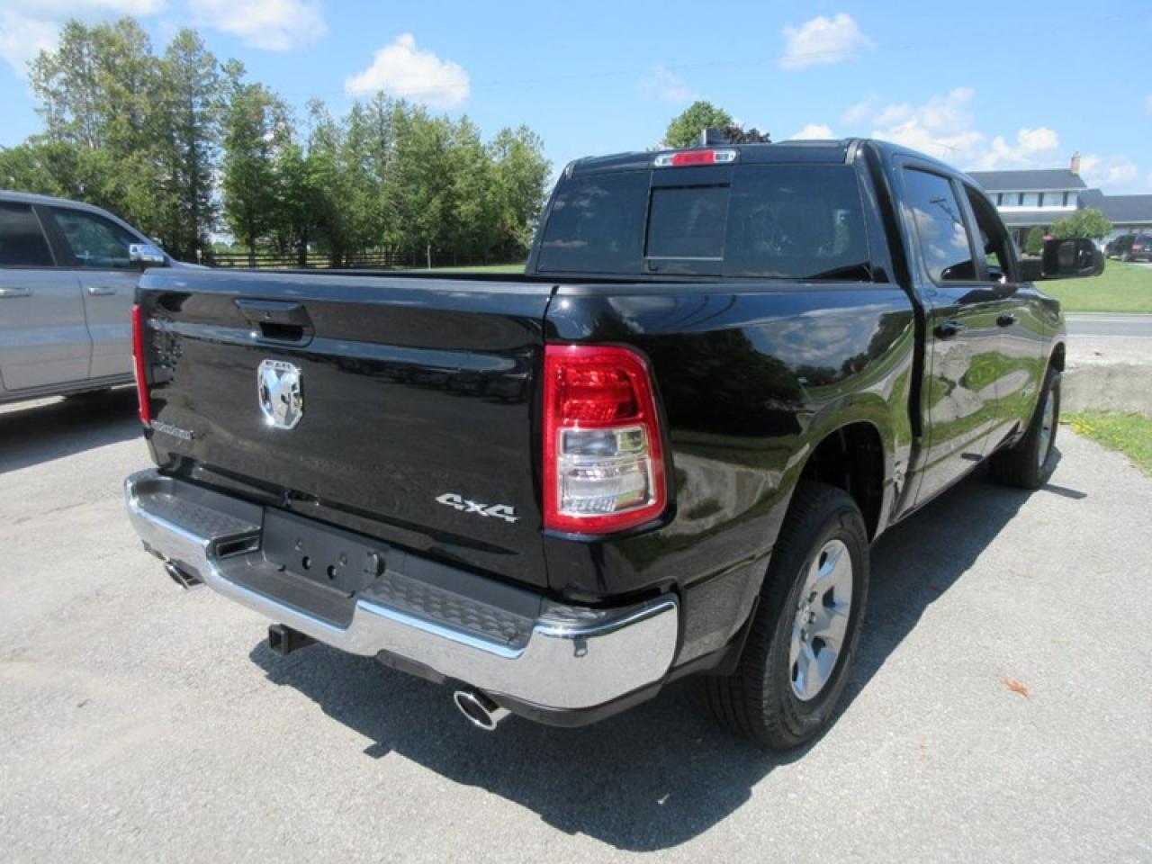 2022 RAM 1500 Crew Cab Big Horn 4X4 Photo