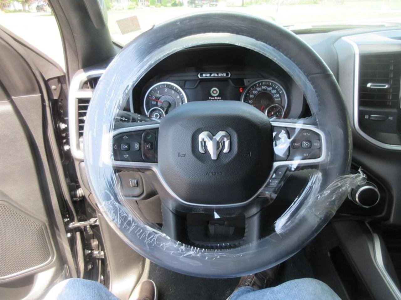 2022 RAM 1500 Crew Cab Big Horn 4X4 Photo