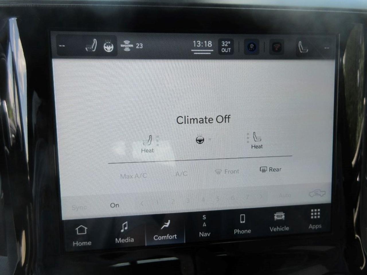 2022 RAM 1500 Crew Cab Big Horn 4X4 Photo