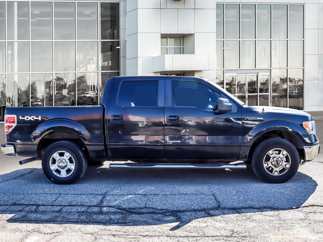2011 Ford F-150 XLT Photo