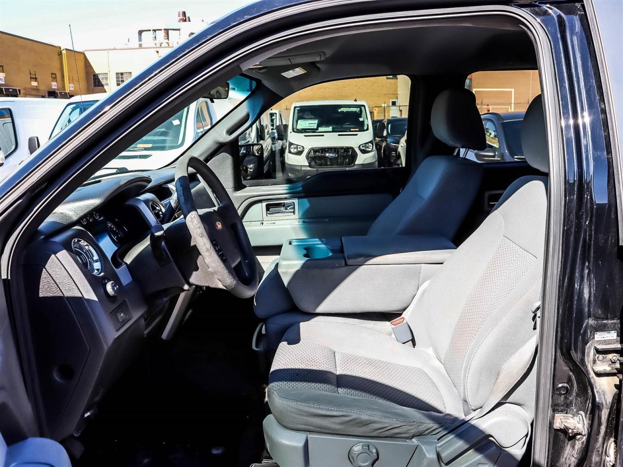 2011 Ford F-150 XLT Photo