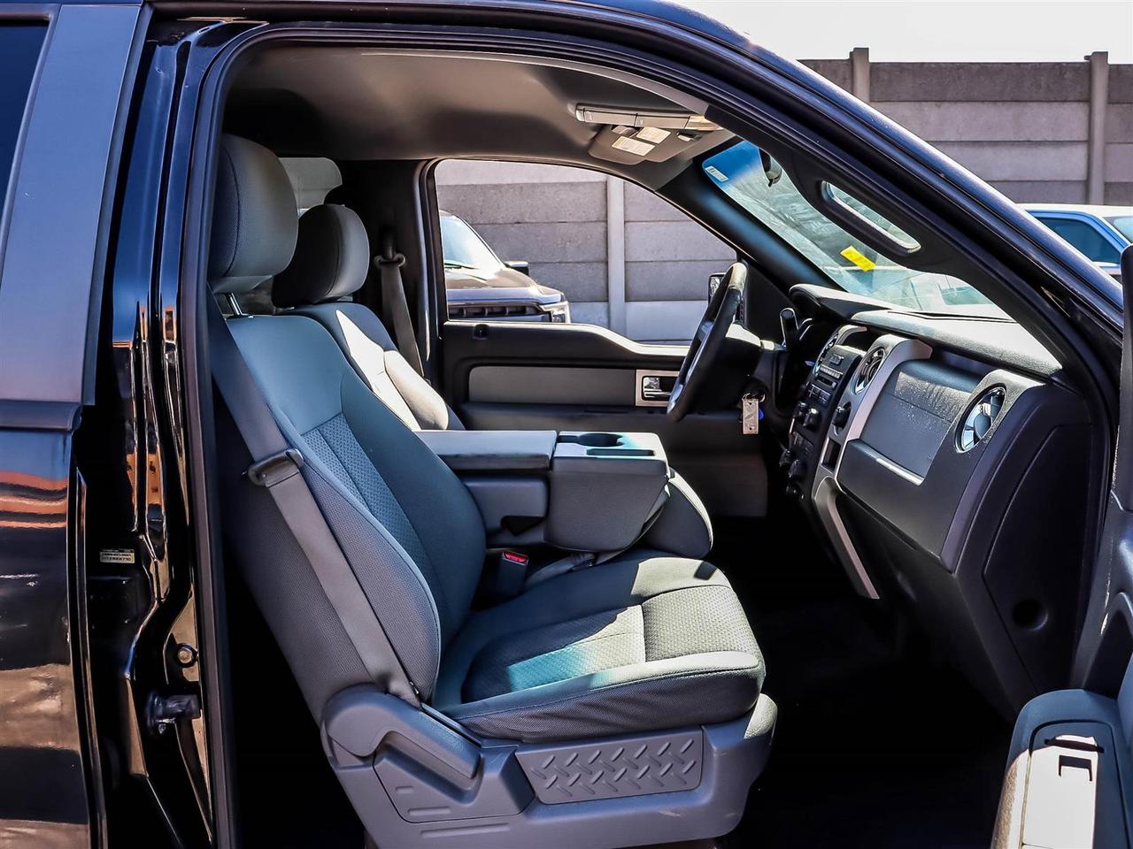 2011 Ford F-150 XLT Photo