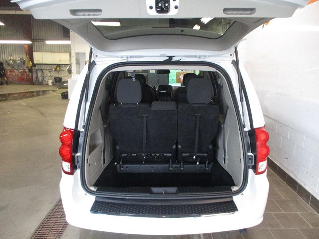 2019 Dodge Grand Caravan SXT Photo