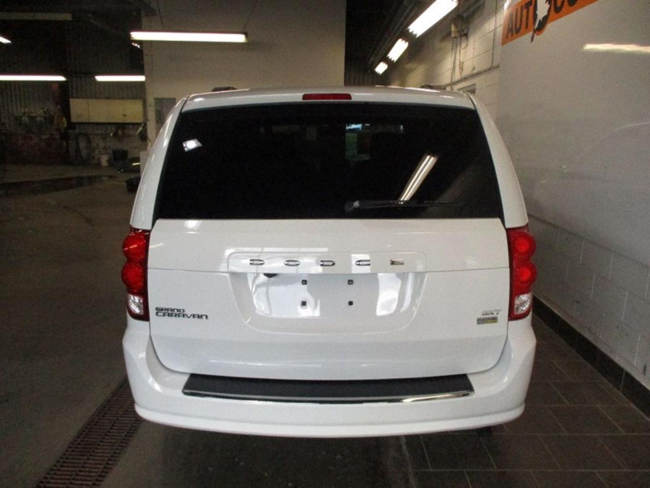 2019 Dodge Grand Caravan SXT Photo