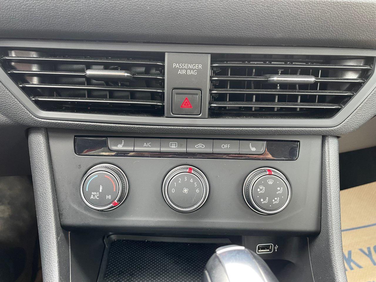 2019 Volkswagen Jetta Comfortline 1.4t 8sp at w/Tip Photo