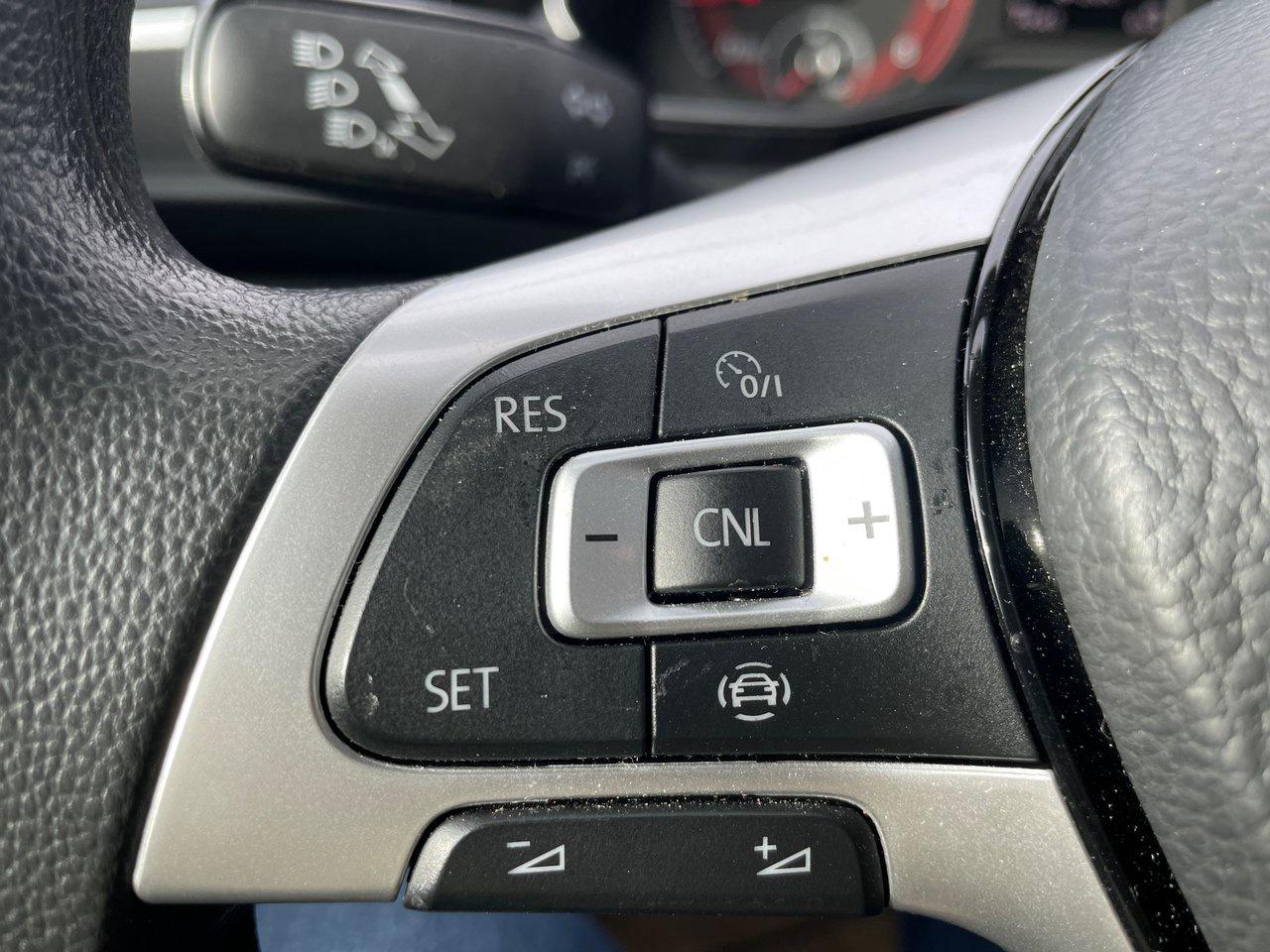 2019 Volkswagen Jetta Comfortline 1.4t 8sp at w/Tip Photo