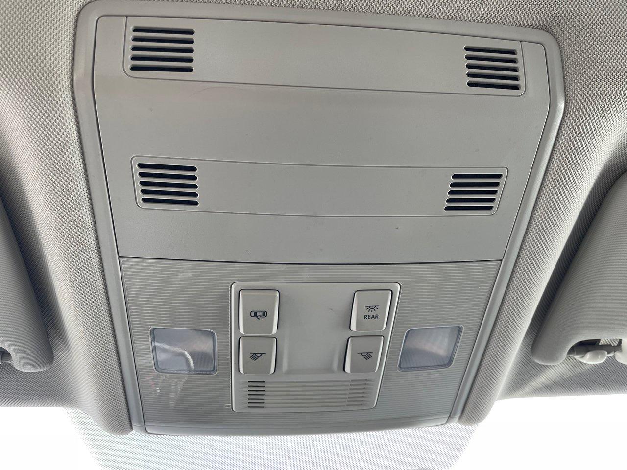 2019 Volkswagen Jetta Comfortline 1.4t 8sp at w/Tip Photo