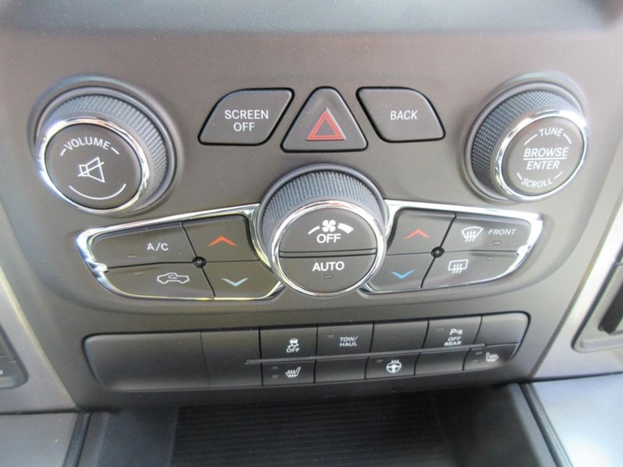 2022 RAM 1500 Classic NIGHT EDITION CREW CAB Photo