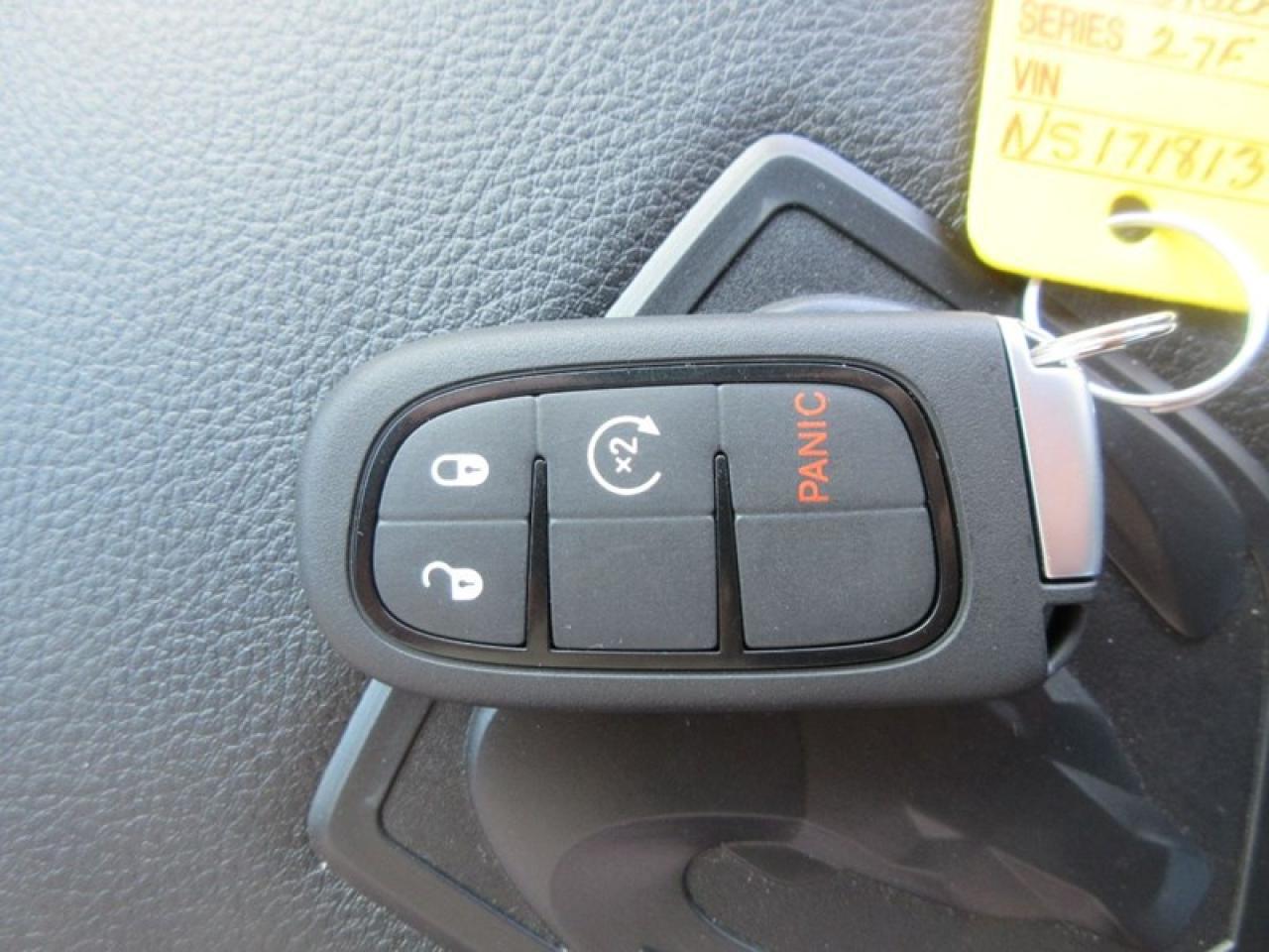 2022 RAM 1500 Classic NIGHT EDITION CREW CAB Photo