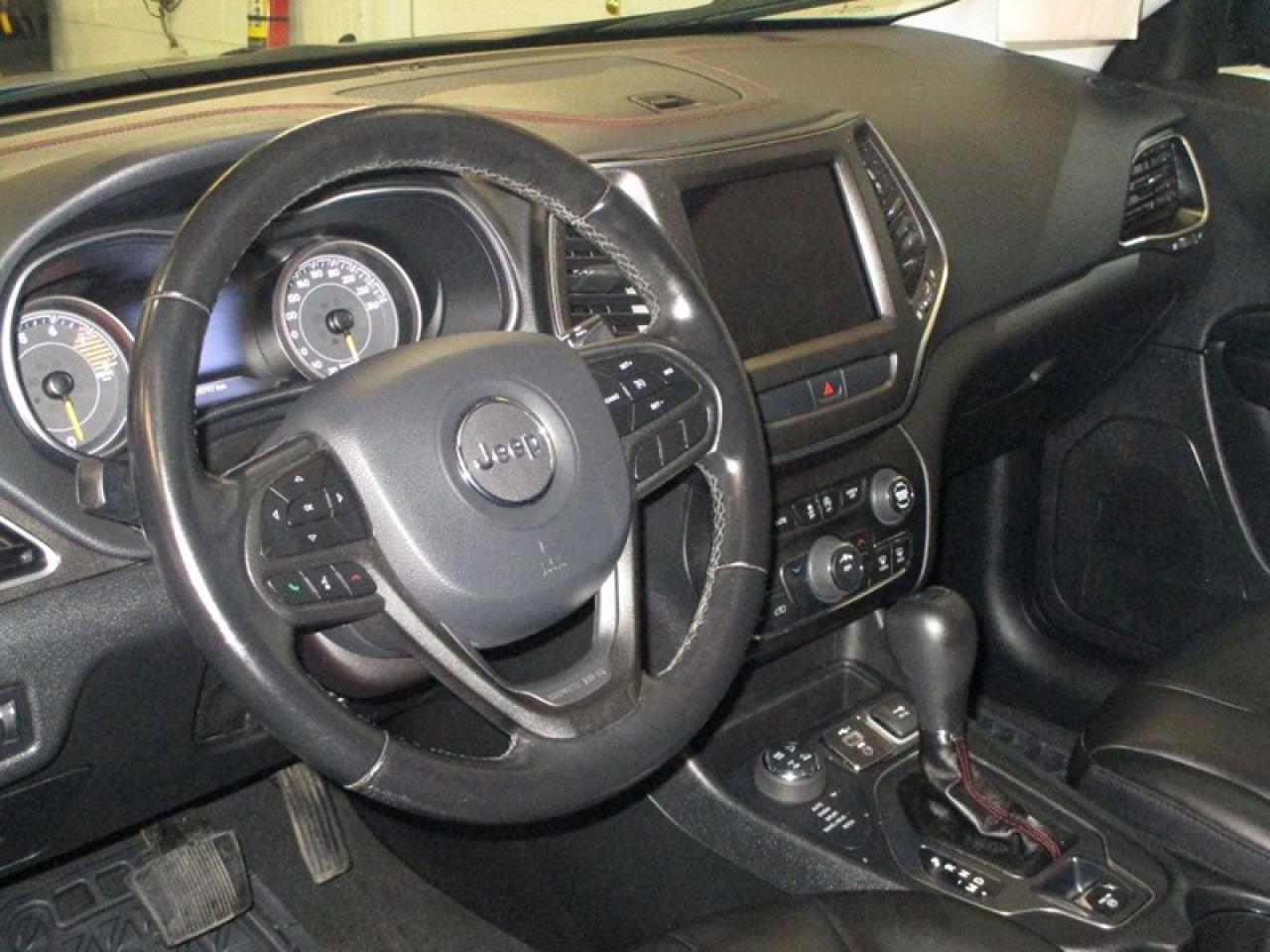 2020 Jeep Cherokee Trailhawk  4WD Photo