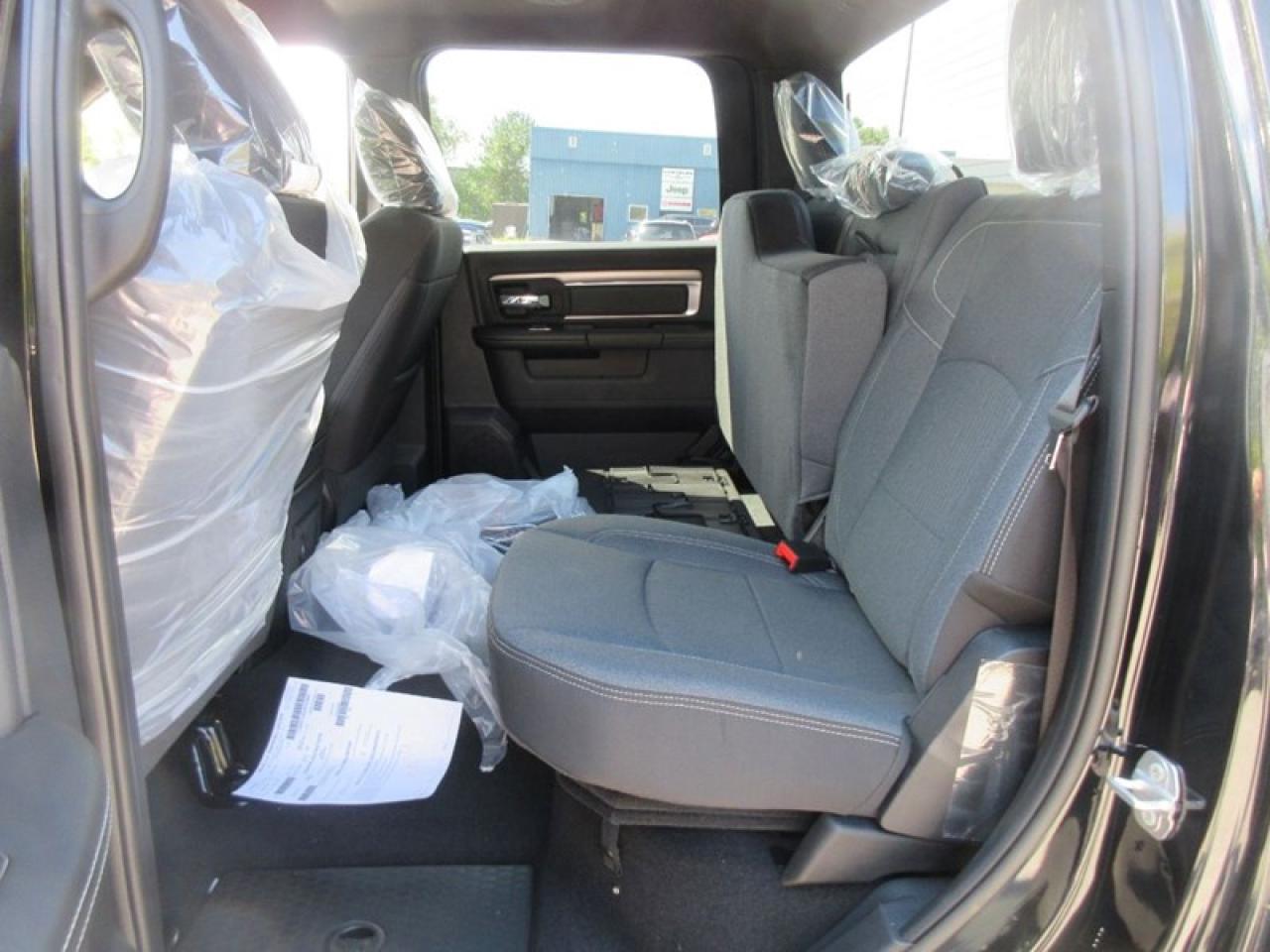 2022 RAM 1500 Classic Warlock Crew Cab Photo