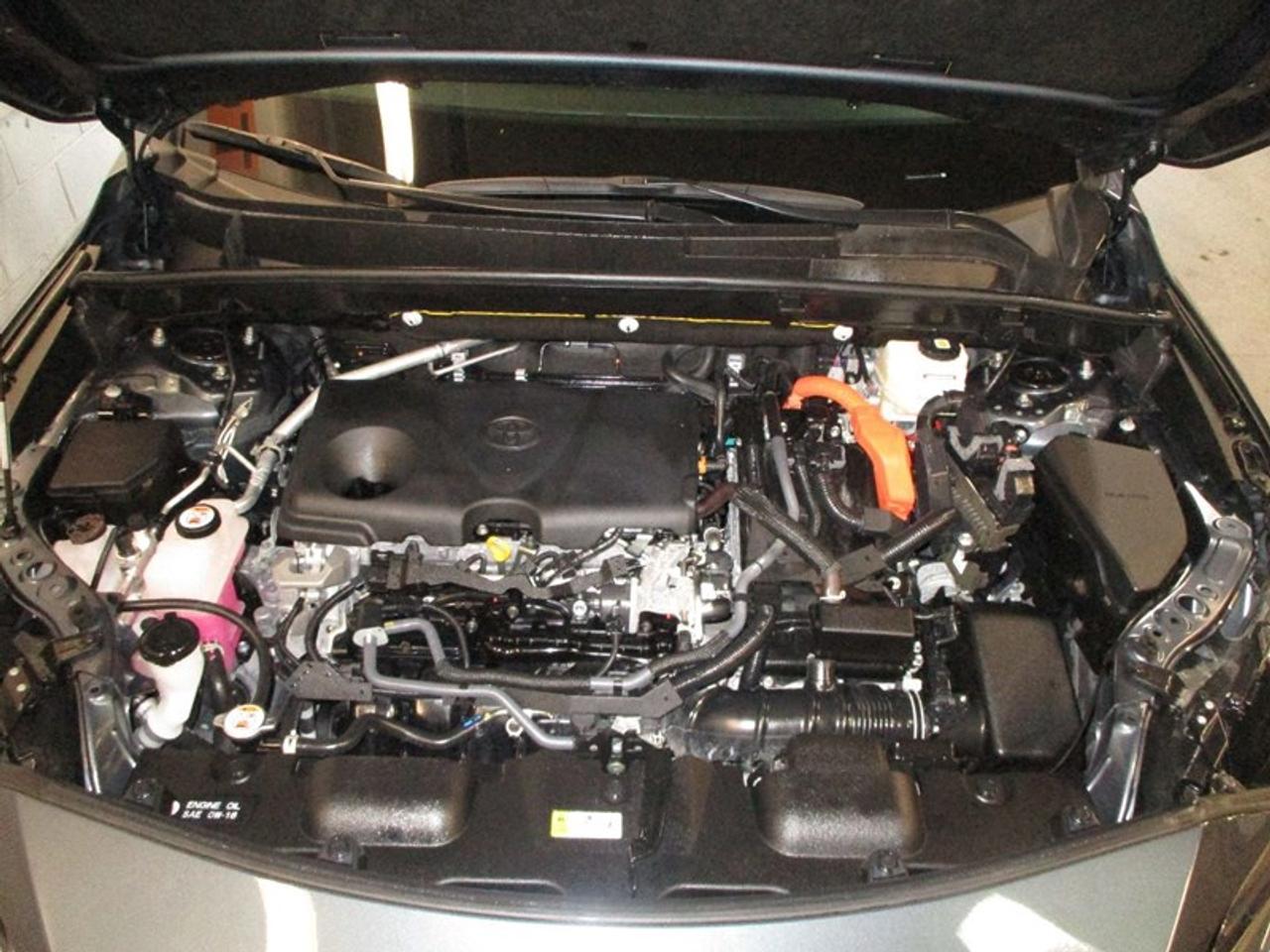 2022 Toyota Venza LE HYBRID Photo