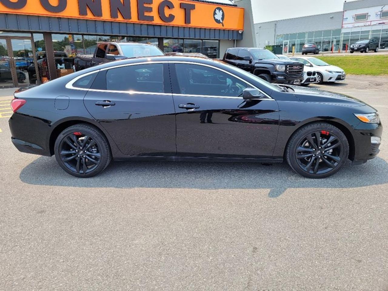 2023 Chevrolet Malibu Premier Photo4