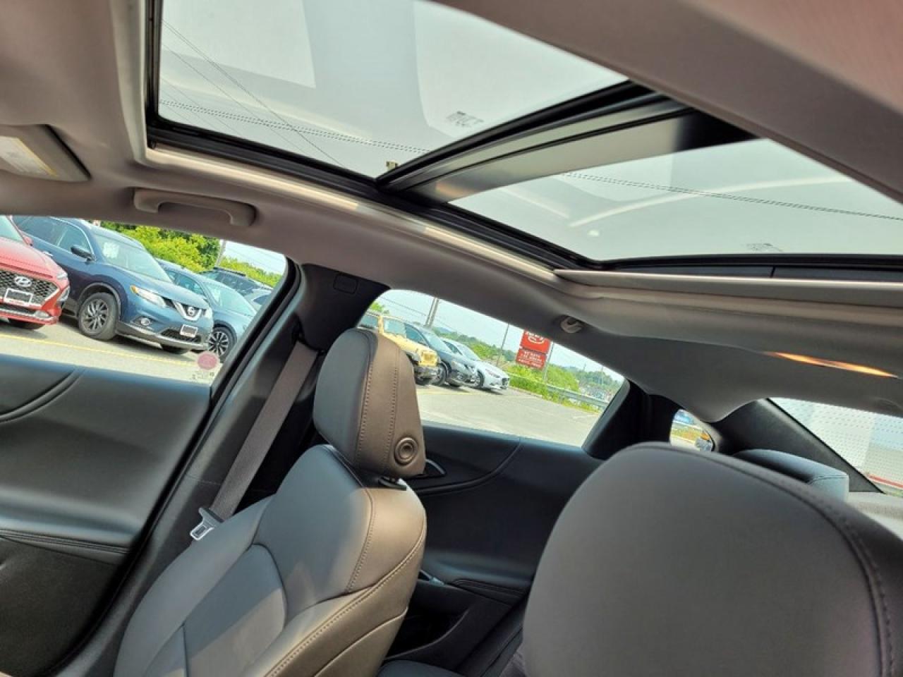 2023 Chevrolet Malibu Premier Photo