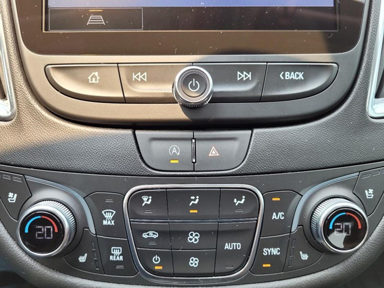2023 Chevrolet Malibu Premier Photo