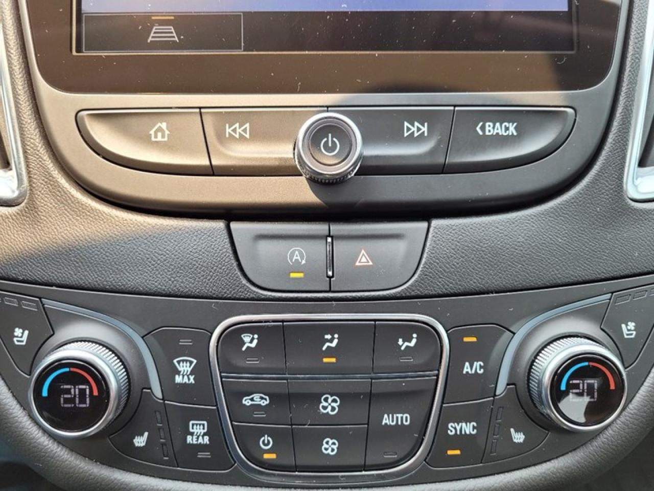 2023 Chevrolet Malibu Premier Photo