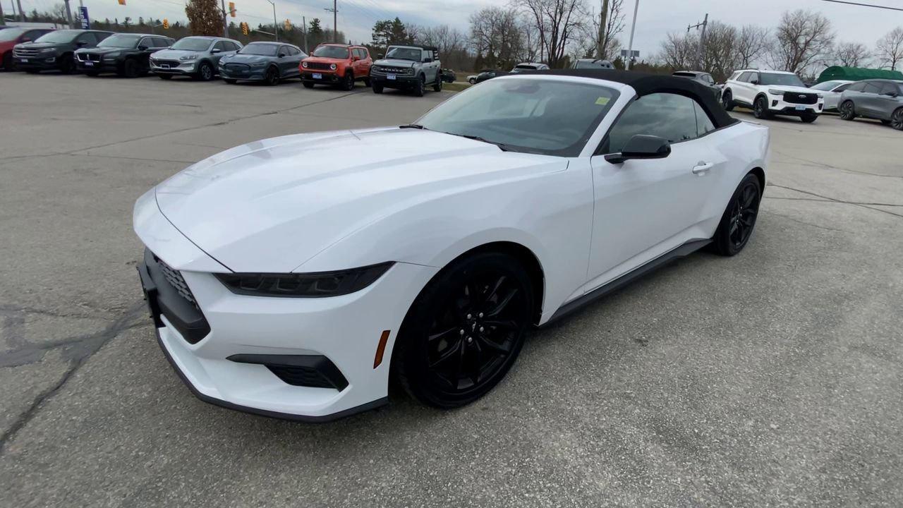 2025 Ford Mustang Convertible ECOBOOST PREMIUM Photo3
