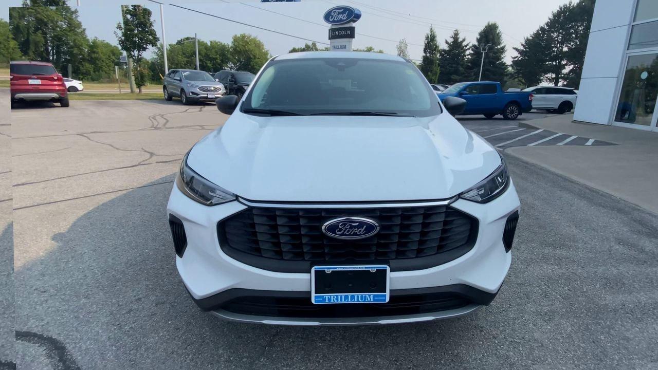 2025 Ford Escape Active Photo2
