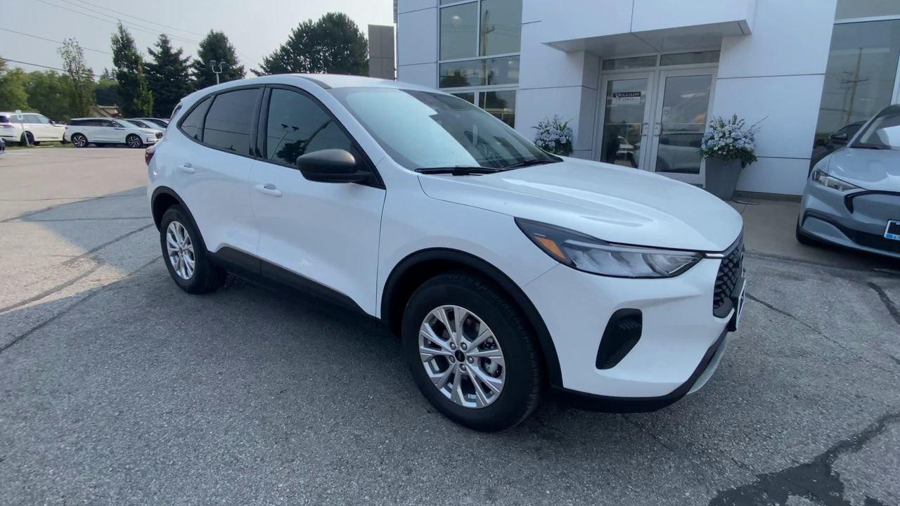 2025 Ford Escape Active Photo