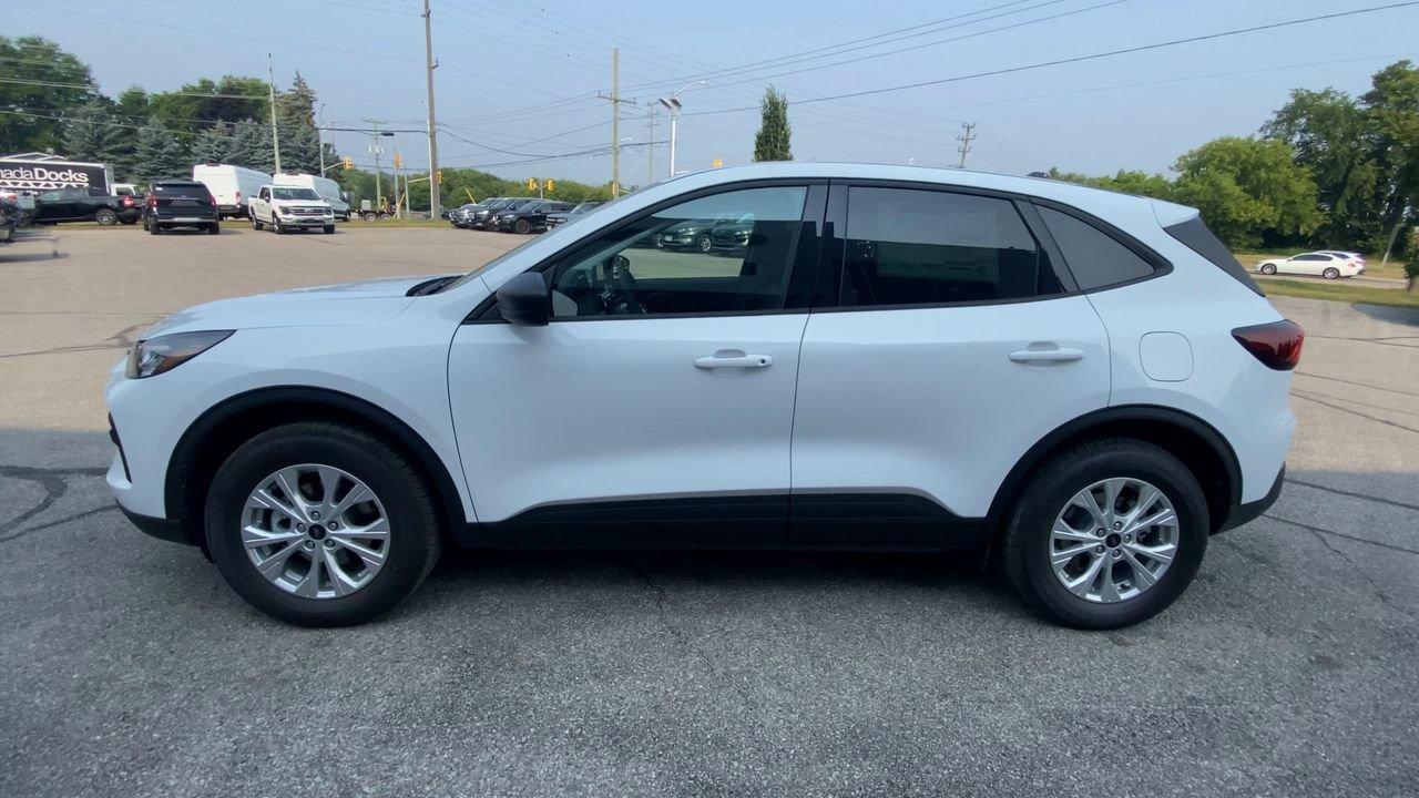 2025 Ford Escape Active Photo4