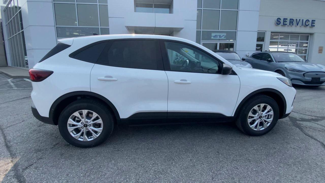 2025 Ford Escape Active Photo