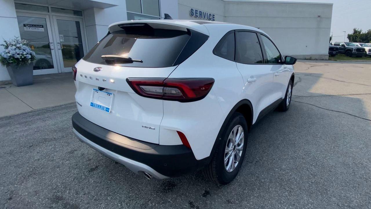 2025 Ford Escape Active Photo