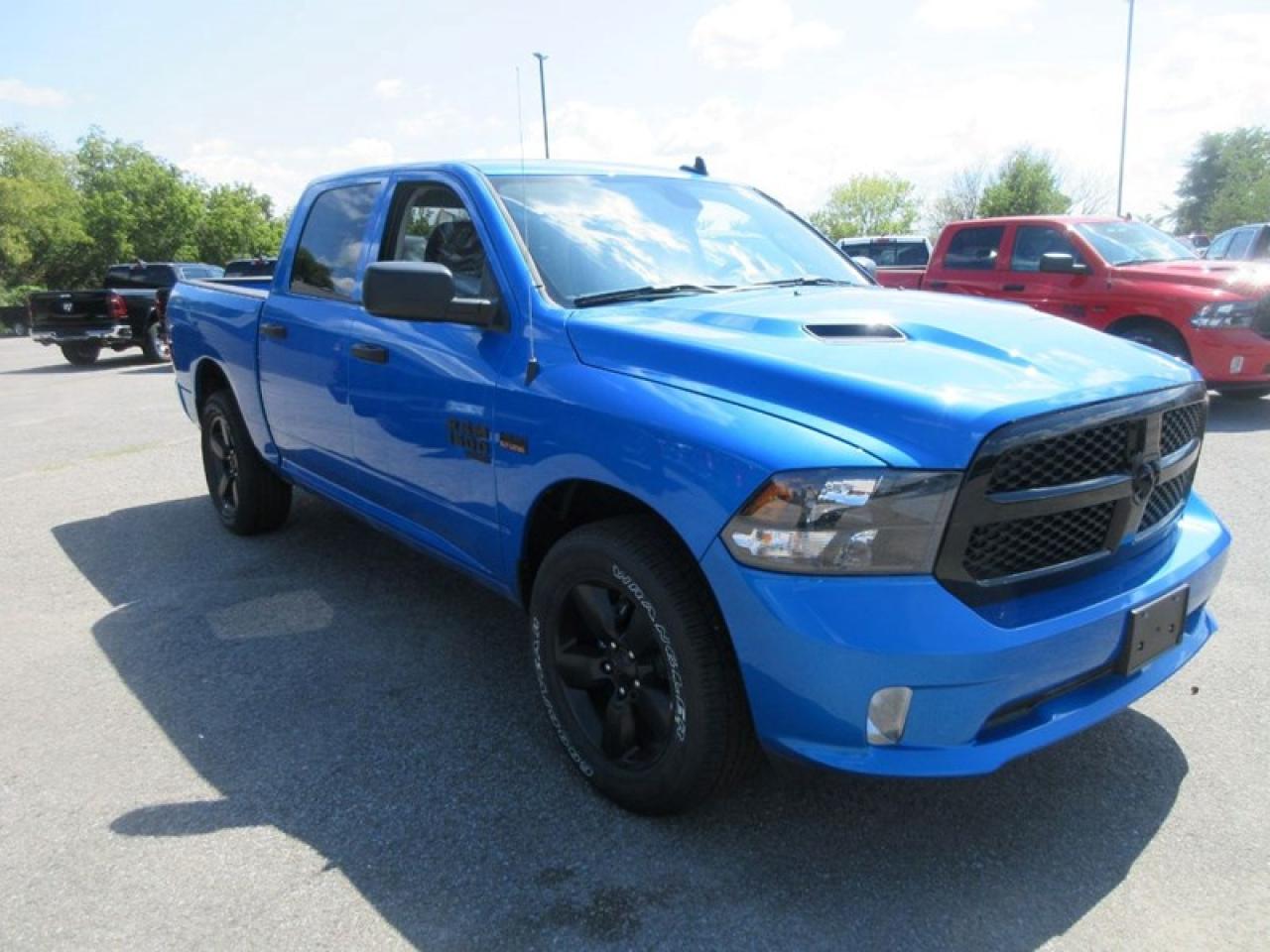 2022 RAM 1500 Classic NIGHT EDITION CREW CAB Photo