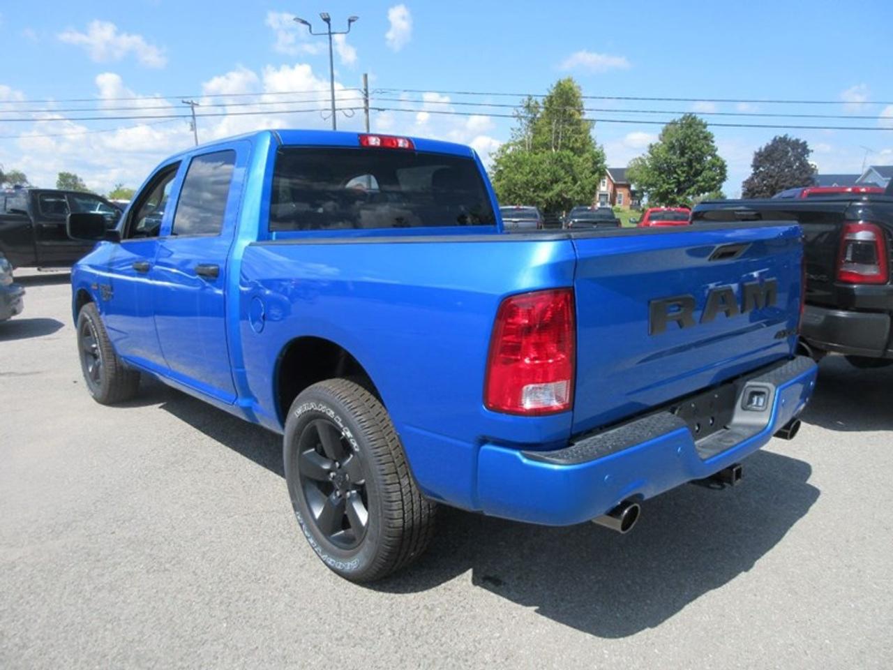 2022 RAM 1500 Classic NIGHT EDITION CREW CAB Photo