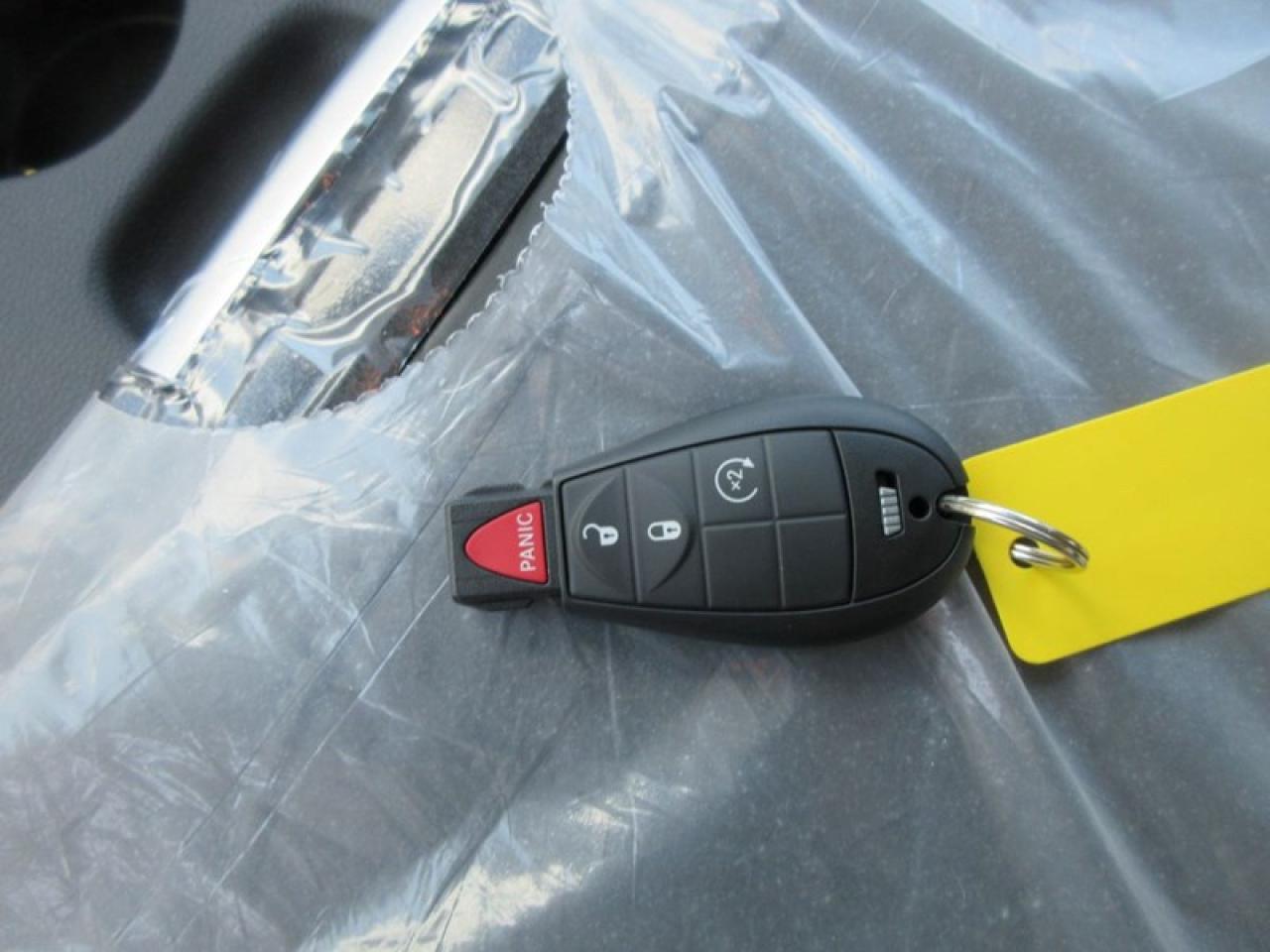 2022 RAM 1500 Classic NIGHT EDITION CREW CAB Photo