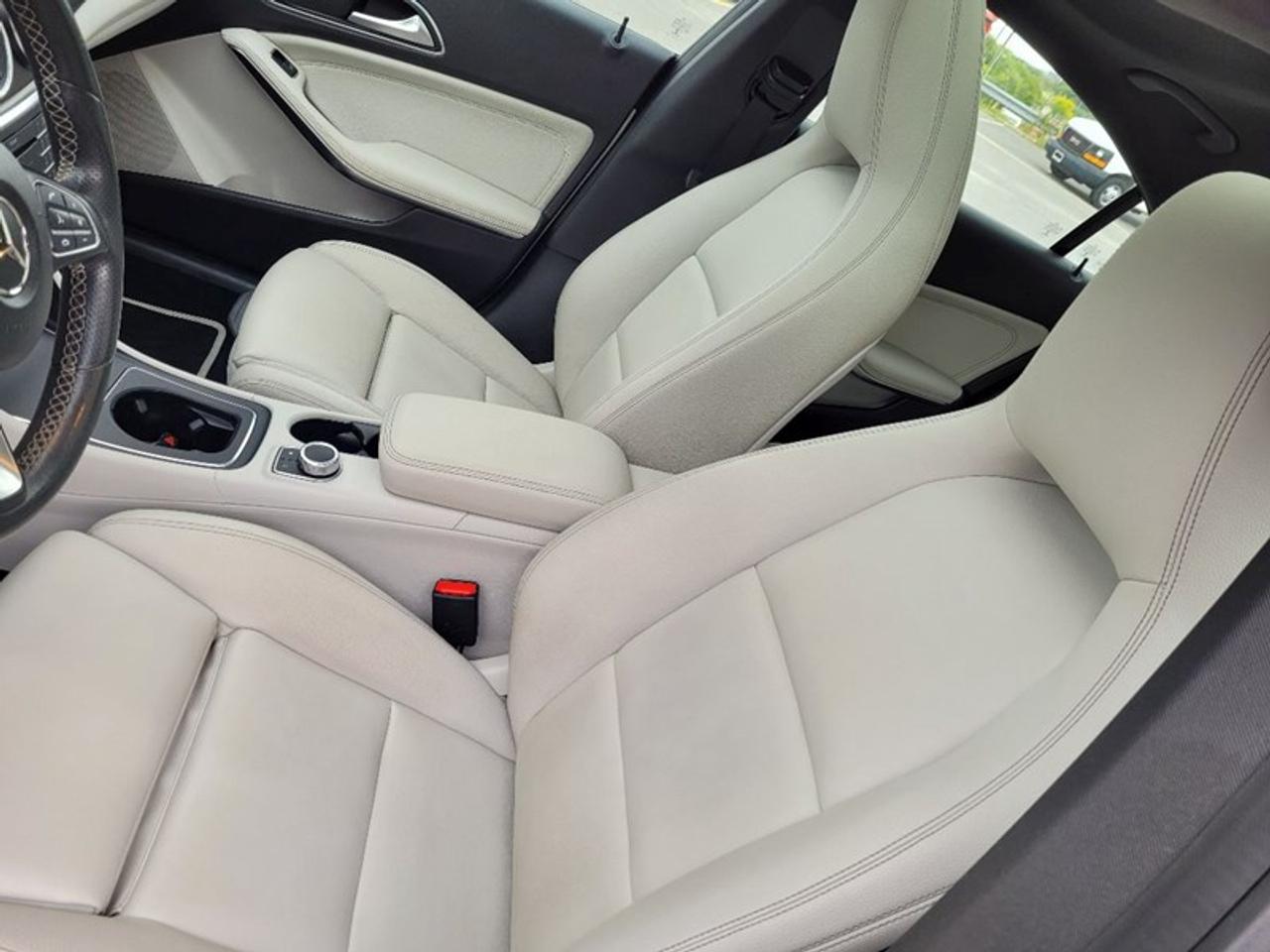 2018 Mercedes-Benz CLA-Class AWD Photo