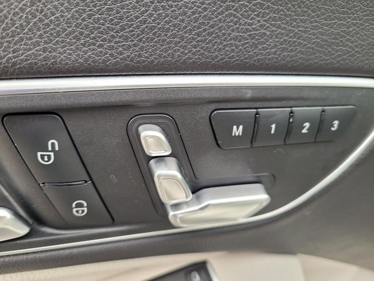 2018 Mercedes-Benz CLA-Class AWD Photo