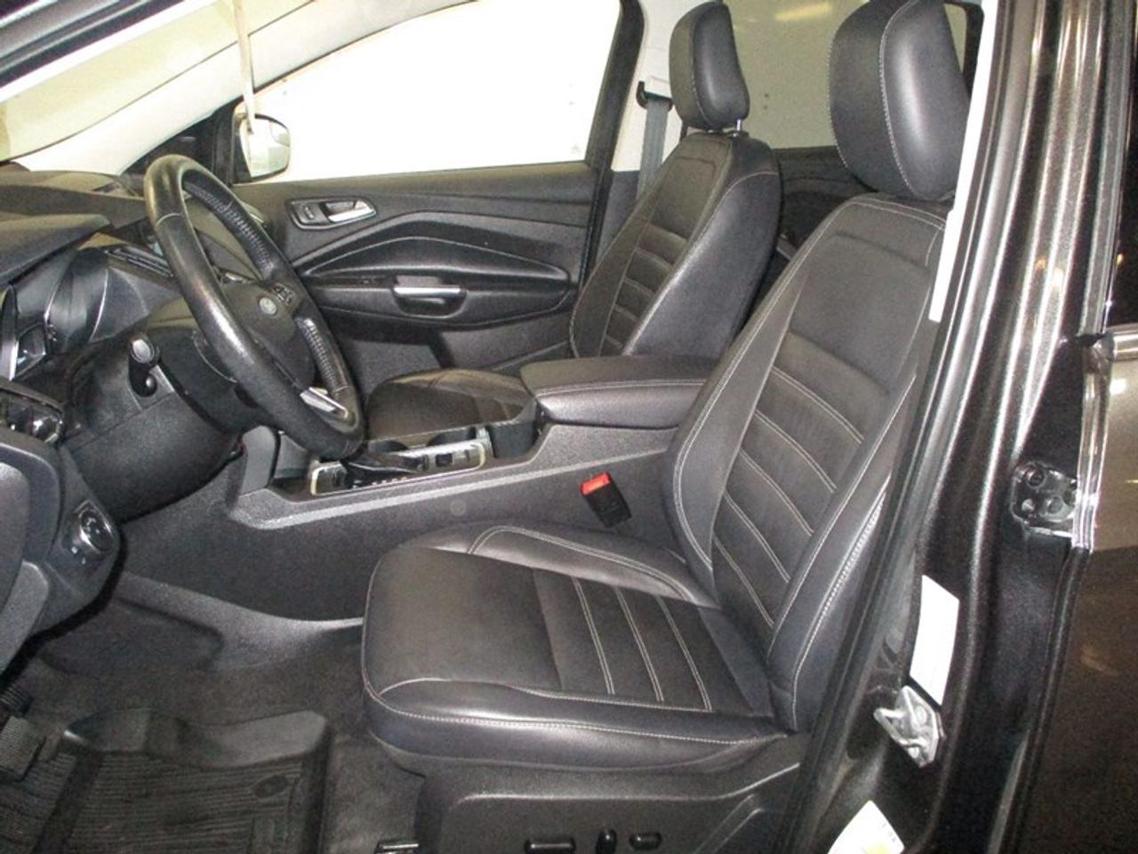 2018 Ford Escape SEL Photo