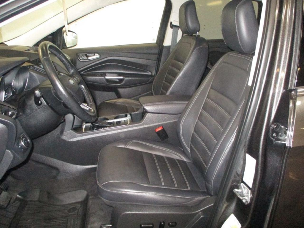 2018 Ford Escape SEL Photo