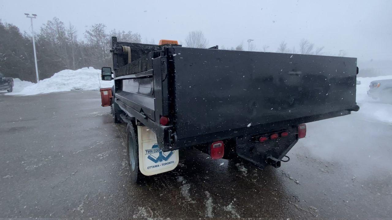 2008 Ford F-450 Super Duty Chassis XL Regular Cab 165 RWD Photo