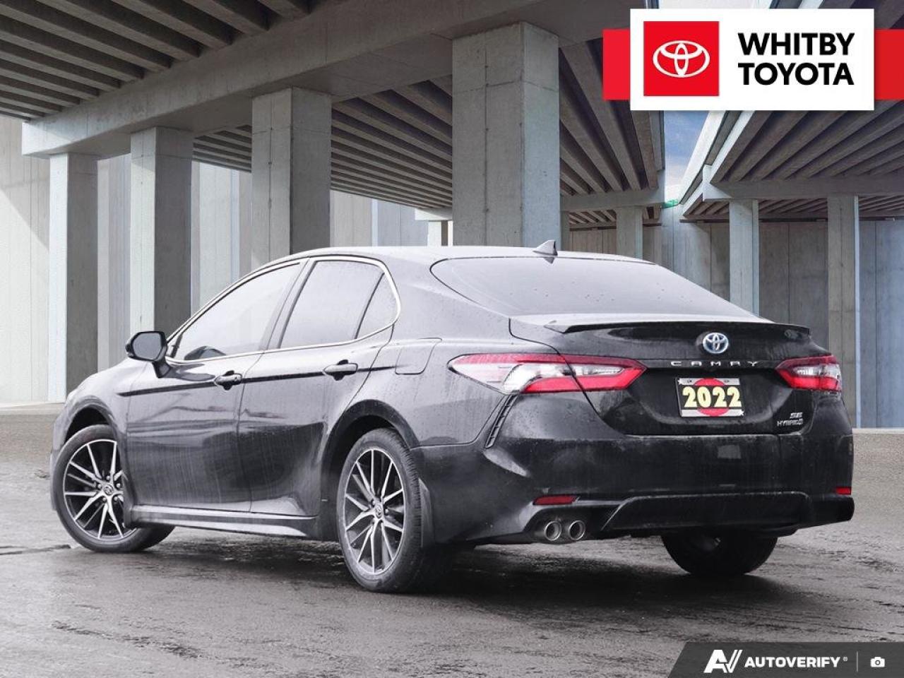 2022 Toyota Camry Hybrid SE 2.5L Photo4