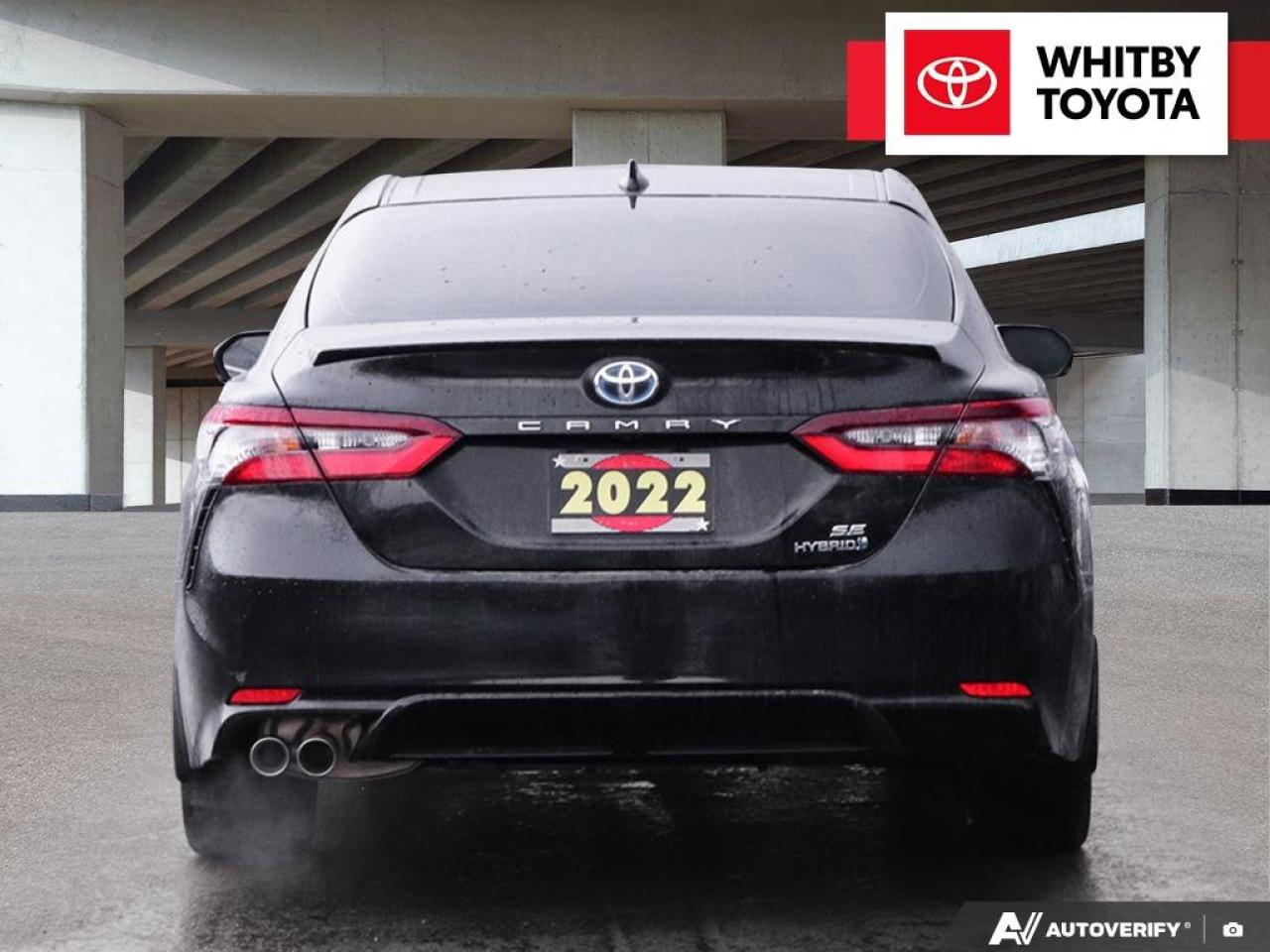 2022 Toyota Camry Hybrid SE 2.5L Photo