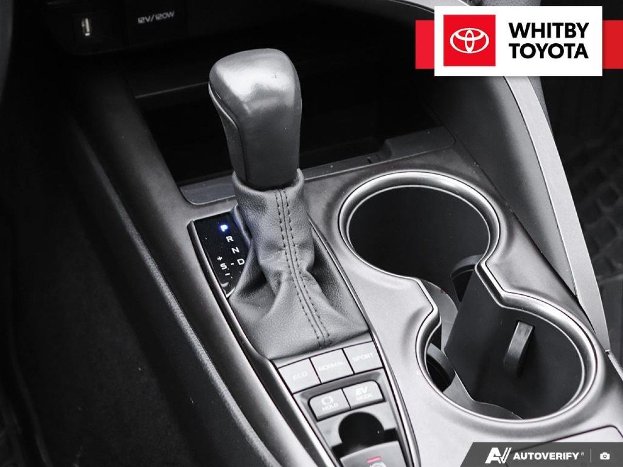 2022 Toyota Camry Hybrid SE 2.5L Photo