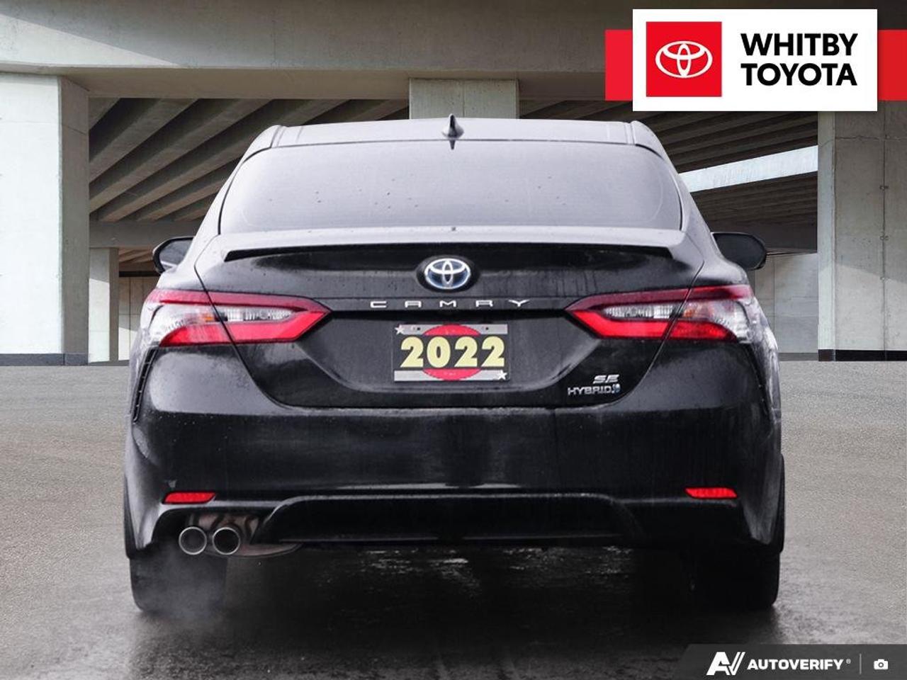 2022 Toyota Camry Hybrid SE 2.5L Photo