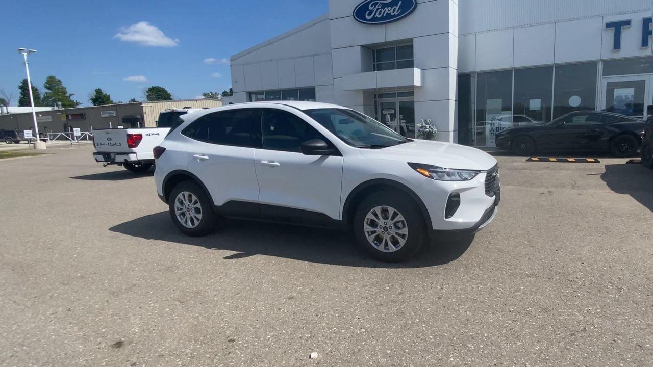 2025 Ford Escape Active Photo